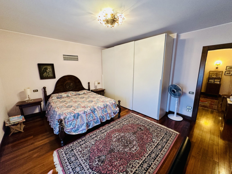 PIANEZZE S.L.: A pochi minuti dal centro di Marostica, in zona Pianezze, proponiamo in vendita un...