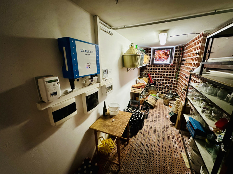 PIANEZZE S.L.: A pochi minuti dal centro di Marostica, in zona Pianezze, proponiamo in vendita un...