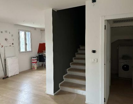 Rif. A.A.2644-228

Vendita all'asta - abitazione su 3 livelli con garage in data 13 maggio 2026

...