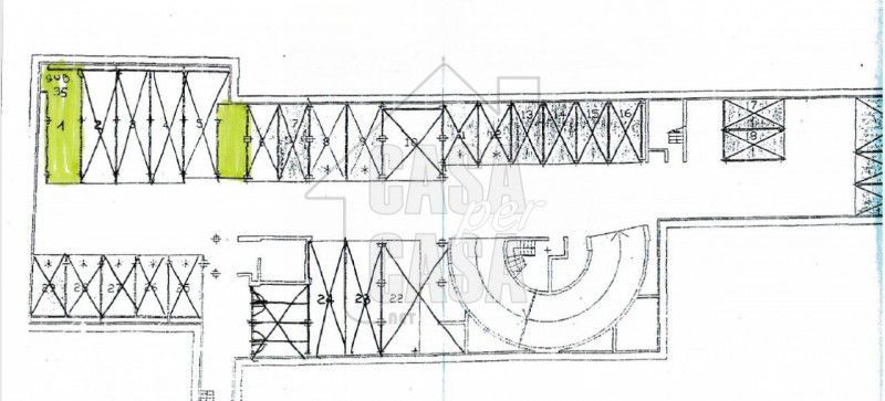 Rif. GaragePD. Proponiamo in vendita un garage doppio in lunghezza di 27 mq circa, situato al pia...