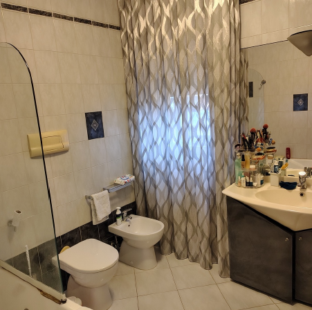 Rif. A.A.298-25

Vendita all'asta - appartamento al 2° piano con garage in data 26 maggio 2026

D...