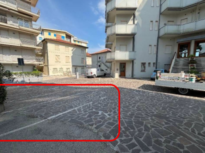 Rif. A.A.3-25

Vendita all'asta - appartamento al 2° piano con posto auto in data 26 maggio 2026
...