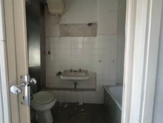 Rif. A.A.396-164

Vendita all'asta - appartamento al 1° piano in data 26 maggio 2026

Descrizione...