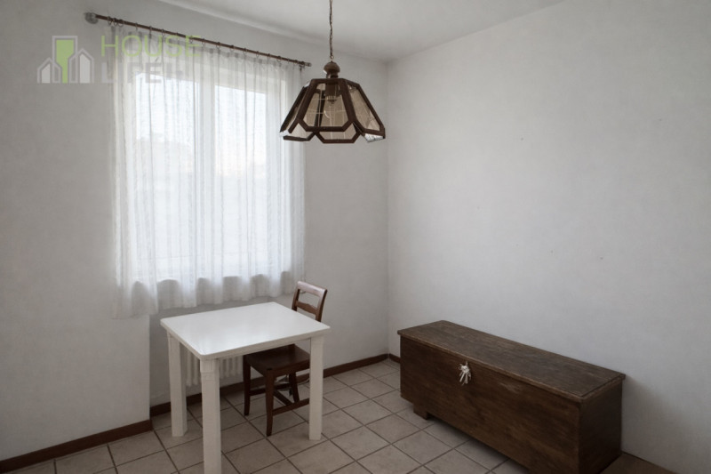 CARRE' - Loc. Pra Secco: all'interno di un residence in zona residenziale tranquilla e ricercata,...