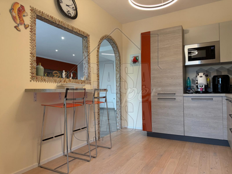 rif. PDRUB - per info Marilena m. 327 7153302.

A soli 100 metri dalla fermata del tram, proponia...