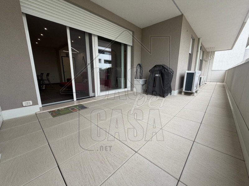 rif. PDRUB - per info Marilena m. 327 7153302.

A soli 100 metri dalla fermata del tram, proponia...