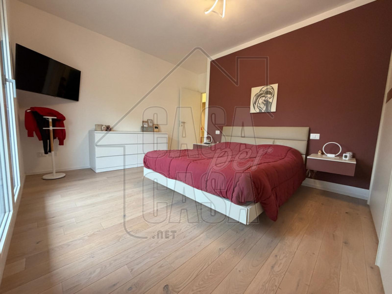 rif. PDRUB - per info Marilena m. 327 7153302.

A soli 100 metri dalla fermata del tram, proponia...