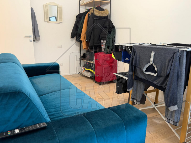 rif. PDRUB - per info Marilena m. 327 7153302.

A soli 100 metri dalla fermata del tram, proponia...