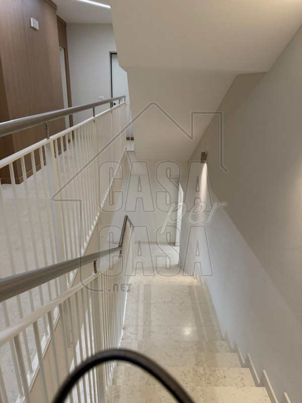 rif. PDRUB - per info Marilena m. 327 7153302.

A soli 100 metri dalla fermata del tram, proponia...