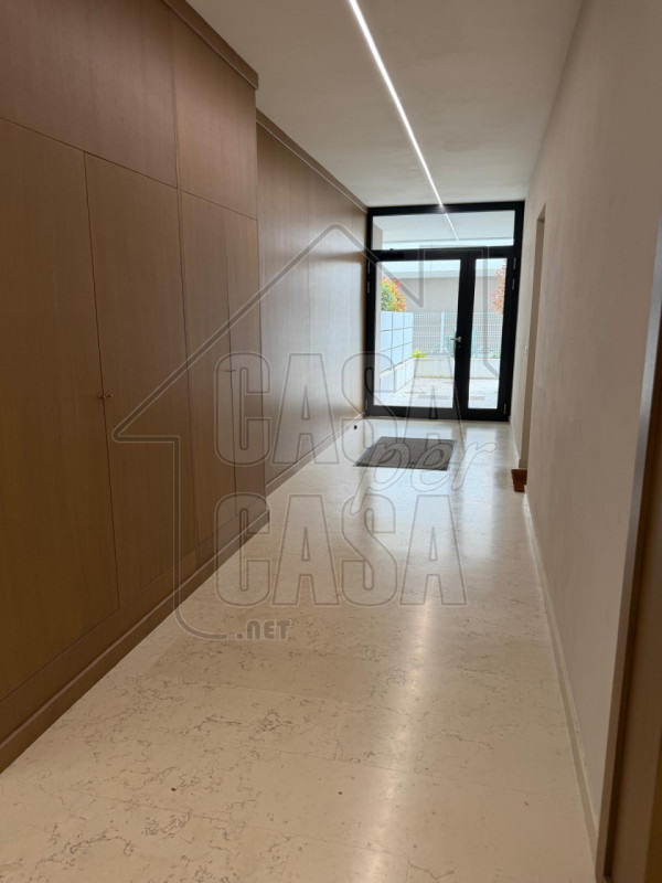 rif. PDRUB - per info Marilena m. 327 7153302.

A soli 100 metri dalla fermata del tram, proponia...