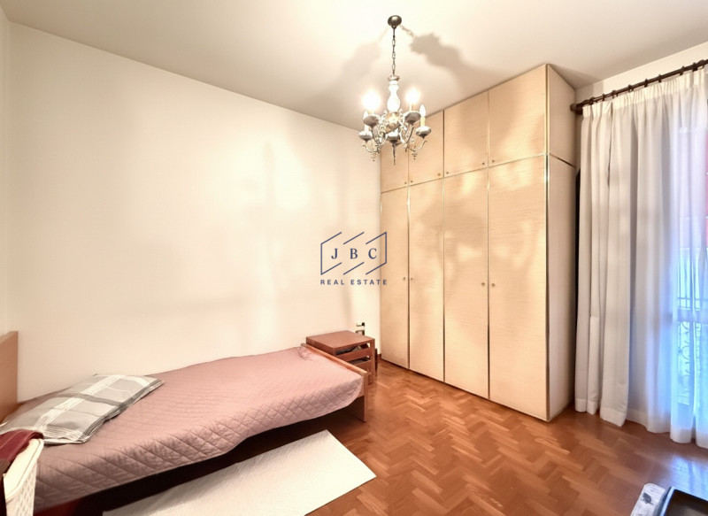 ODERZO - (Treviso)
Proponiamo in esclusiva un interessante appartamento trilocale situato a pochi...