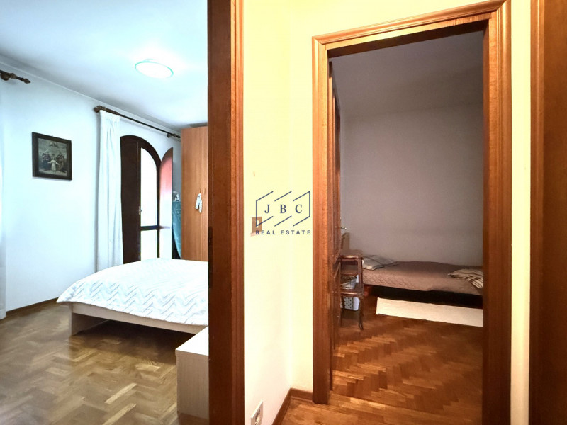 ODERZO - (Treviso)
Proponiamo in esclusiva un interessante appartamento trilocale situato a pochi...