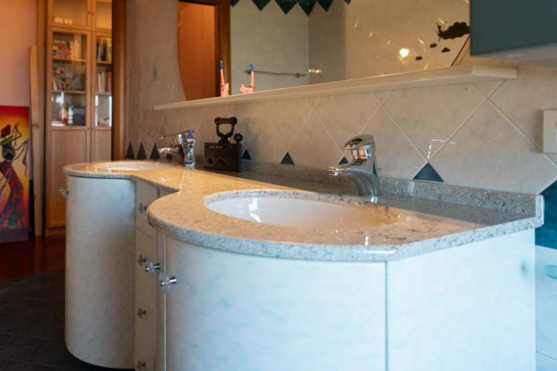 Bifamiliare su due piani di 70 mq ciascuno, zona Cogno di San Giorgio in Bosco, ideale per chi de...