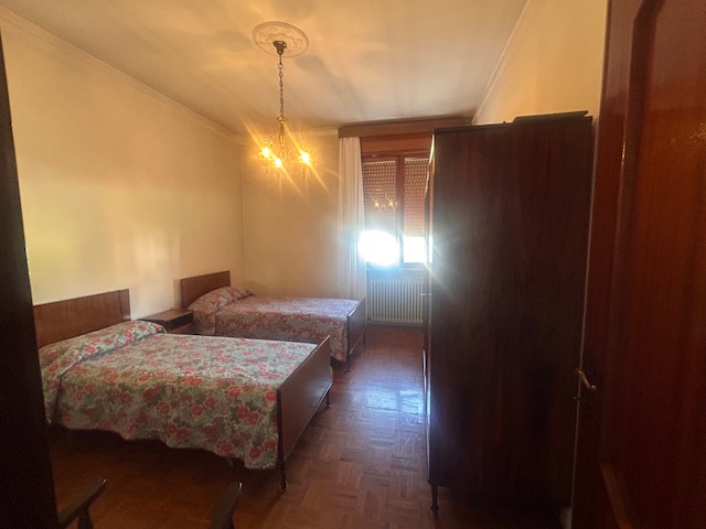 L'agenzia Iris è lieta di presentare una splendida casa singola in vendita, situata nella tranqui...