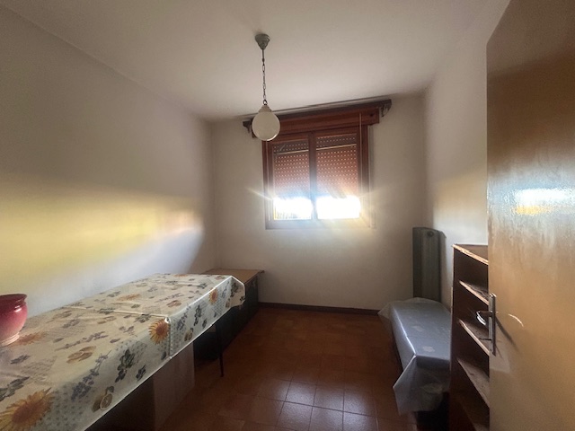 L'agenzia Iris è lieta di presentare una splendida casa singola in vendita, situata nella tranqui...