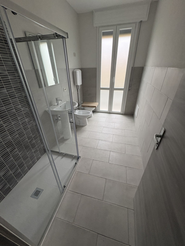 INFO E/O APPUNTAMENTO SOLO TRAMITE MAIL SULL' OFFERTA DI LOCAZIONE SOLO SE ANCORA DISPONIBILE. tg...