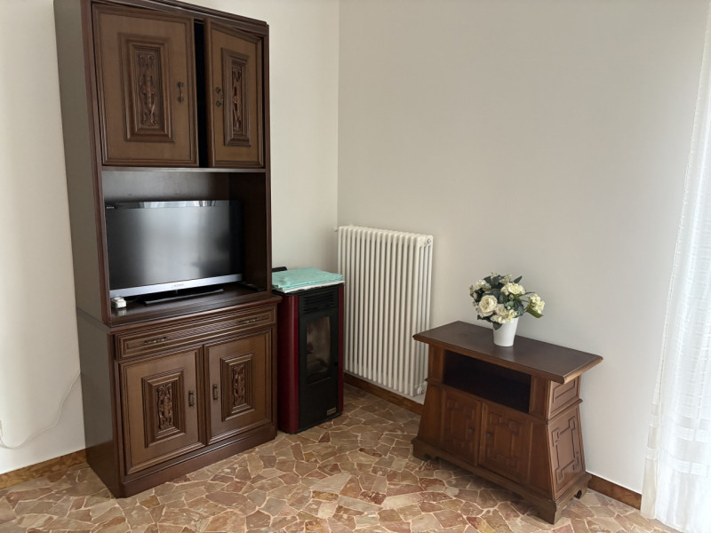 INFO E/O APPUNTAMENTO SOLO TRAMITE MAIL SULL' OFFERTA DI LOCAZIONE SOLO SE ANCORA DISPONIBILE. tg...