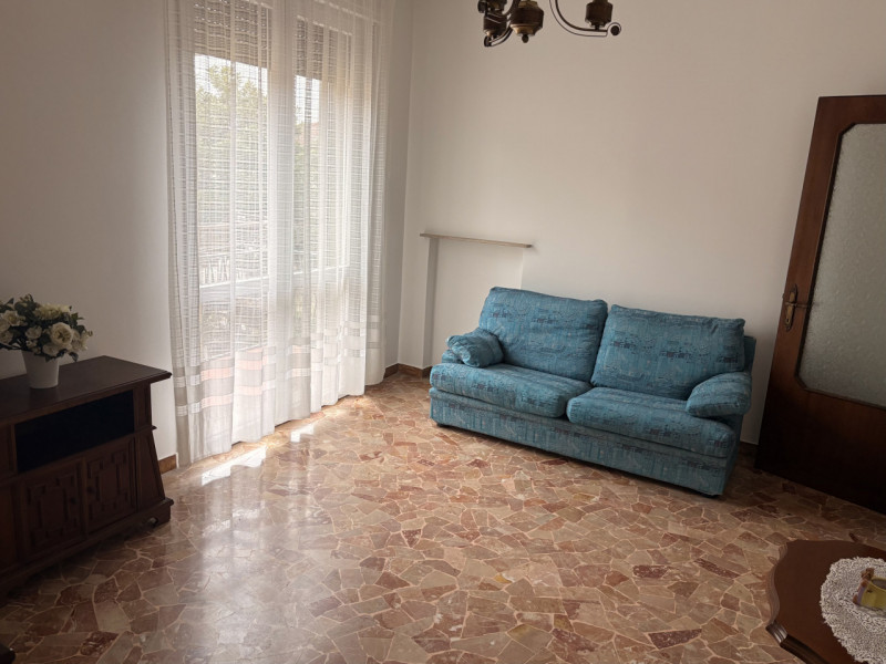 INFO E/O APPUNTAMENTO SOLO TRAMITE MAIL SULL' OFFERTA DI LOCAZIONE SOLO SE ANCORA DISPONIBILE. tg...