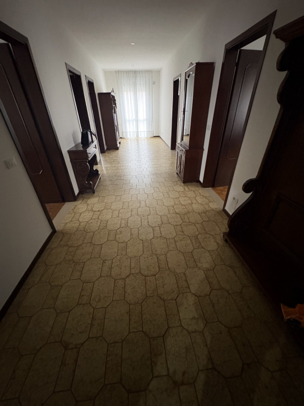 INFO E/O APPUNTAMENTO SOLO TRAMITE MAIL SULL' OFFERTA DI LOCAZIONE SOLO SE ANCORA DISPONIBILE. tg...