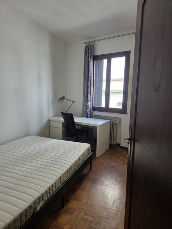 Scopri un'opportunità unica di vivere nel cuore pulsante del Centro Storico di Padova con questo ...