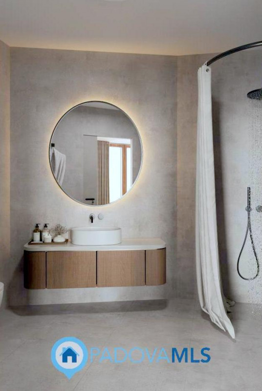 Immobile in esclusiva al Gruppo Padova MLS

Padova zona Crocefisso / Voltabarozzo – Elegante porz...