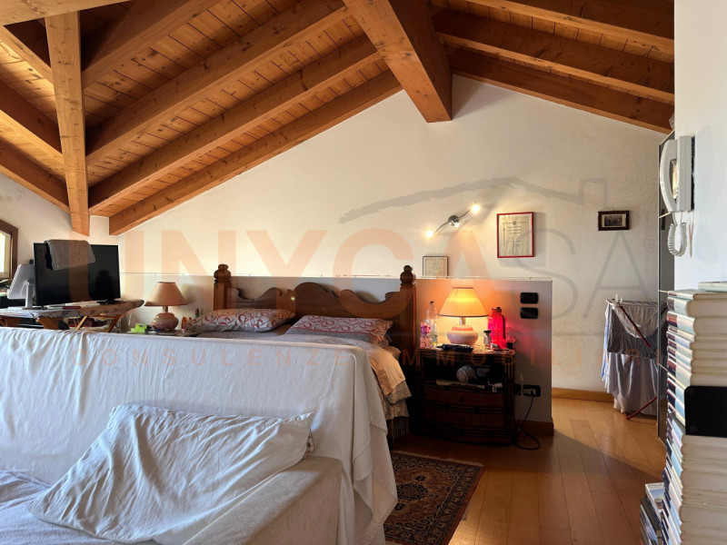 PADOVA - zona Chiesanuova: in una zona residenziale tranquilla e ben servita, proponiamo una trif...