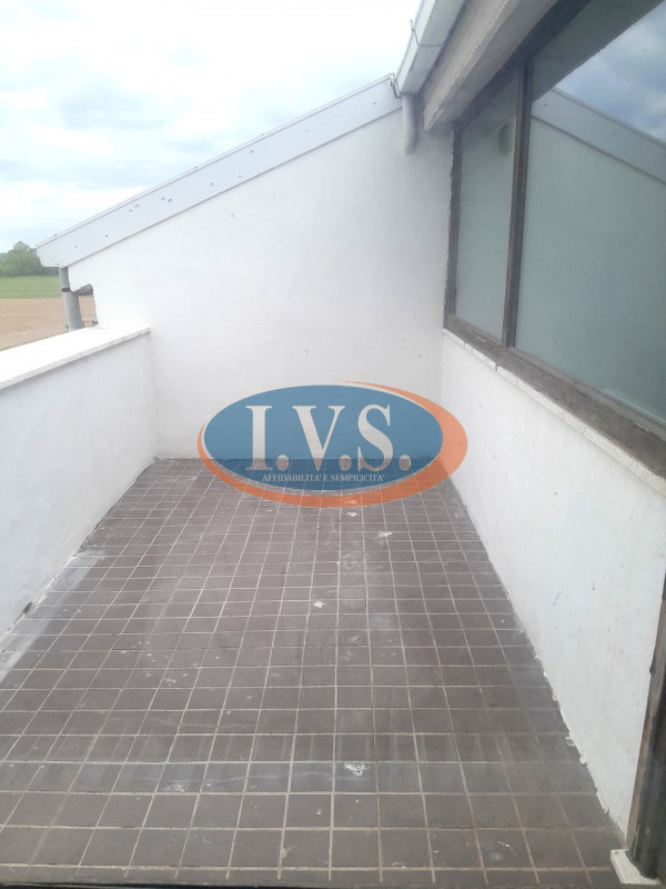 Spazi da sogno e luce naturale: il tuo tricamere indipendente a Montegaldella!
Cerchi una casa do...