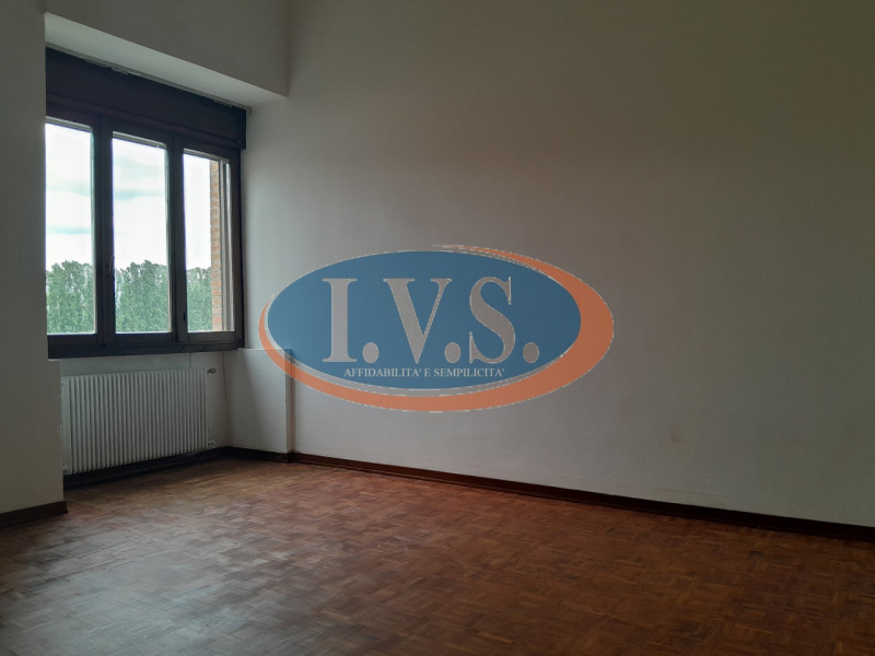 Spazi da sogno e luce naturale: il tuo tricamere indipendente a Montegaldella!
Cerchi una casa do...