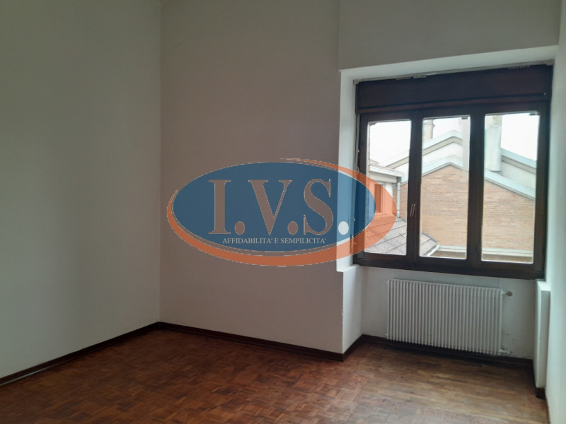 Spazi da sogno e luce naturale: il tuo tricamere indipendente a Montegaldella!
Cerchi una casa do...