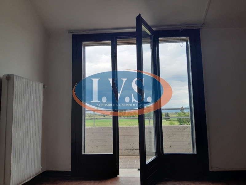 Spazi da sogno e luce naturale: il tuo tricamere indipendente a Montegaldella!
Cerchi una casa do...