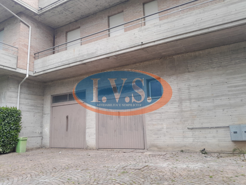 Spazi da sogno e luce naturale: il tuo tricamere indipendente a Montegaldella!
Cerchi una casa do...