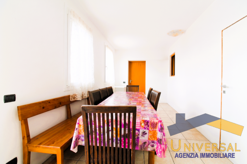 CAMPOSAMPIERO – Splendida villa singola, già predisposta per la divisione in due unità indipenden...