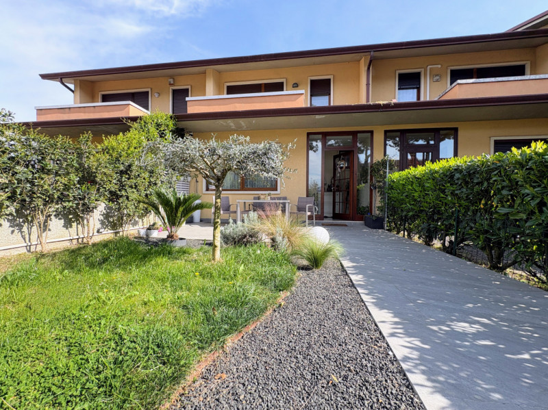 THIENE - villa a schiera ristrutturata con giardino € 298.000,00

08.05.2026 OPEN HOUSE DAY dalle...