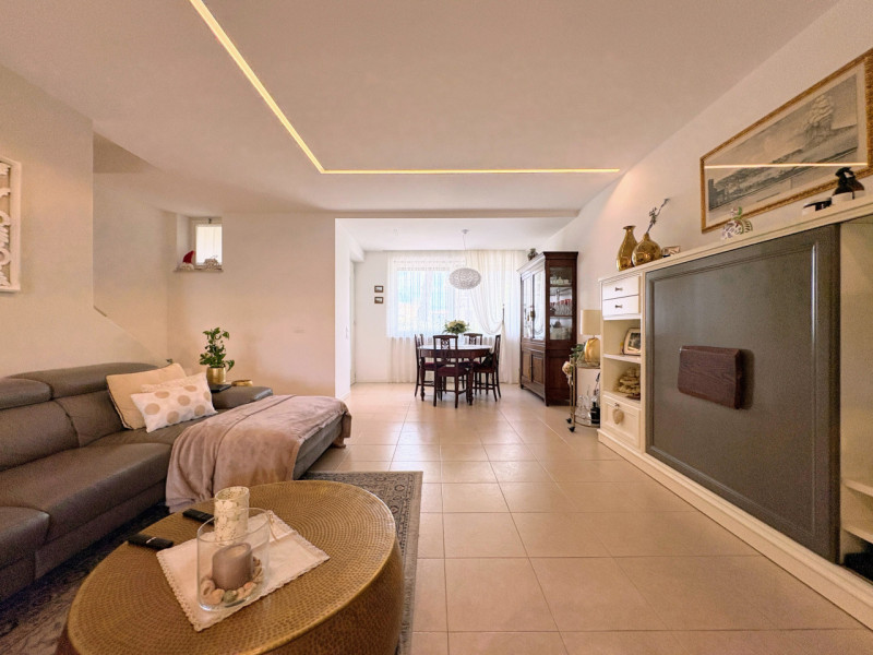 THIENE - villa a schiera ristrutturata con giardino € 298.000,00

08.05.2026 OPEN HOUSE DAY dalle...