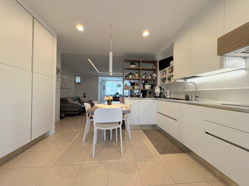 THIENE - villa a schiera ristrutturata con giardino € 298.000,00

08.05.2026 OPEN HOUSE DAY dalle...