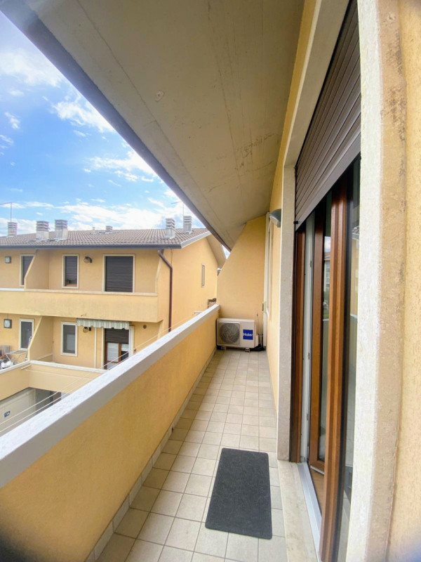 THIENE - villa a schiera ristrutturata con giardino € 298.000,00

08.05.2026 OPEN HOUSE DAY dalle...