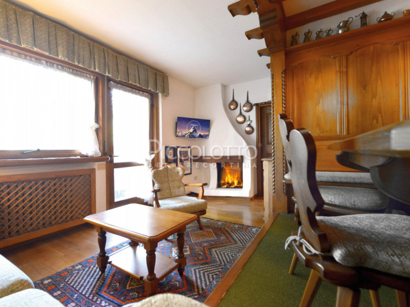 Rif. A1399 - DISPONIBILE IN AFFITTO DAL 01 LUGLIO 2026 AL 30 SETTEMBRE 2026

Cortina d'Ampezzo, m...