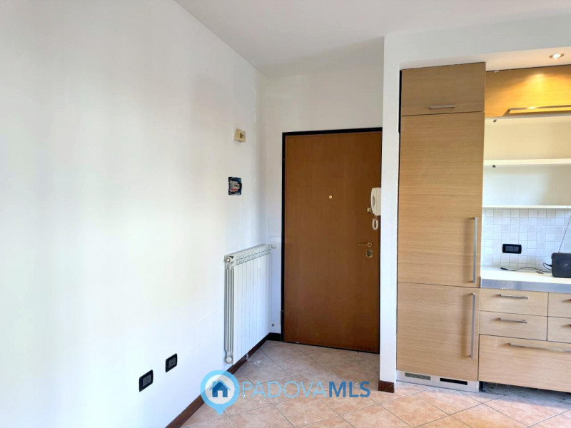 Immobile in esclusiva al Gruppo Padova MLS

Recente appartamento in ottime condizioni posta al pi...