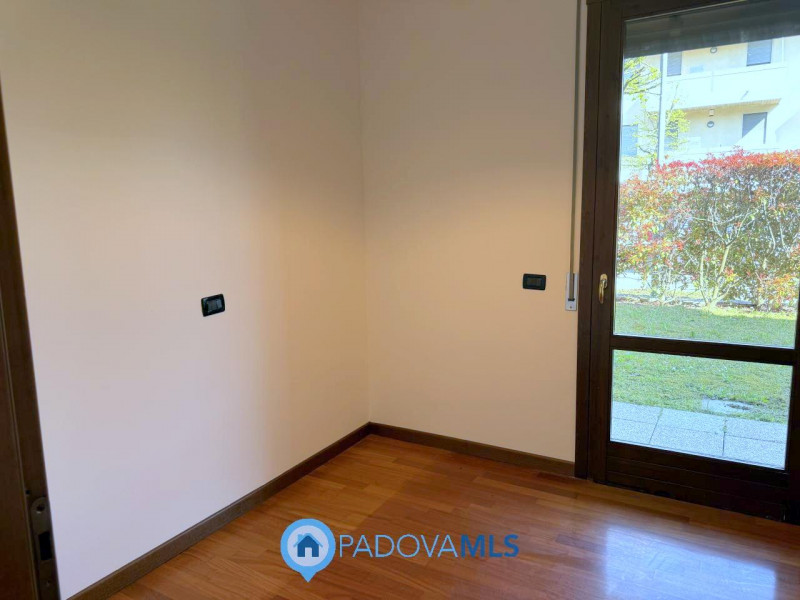 Immobile in esclusiva al Gruppo Padova MLS

Recente appartamento in ottime condizioni posta al pi...