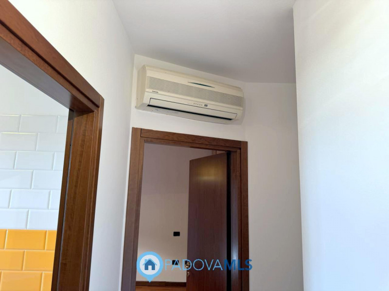 Immobile in esclusiva al Gruppo Padova MLS

Recente appartamento in ottime condizioni posta al pi...