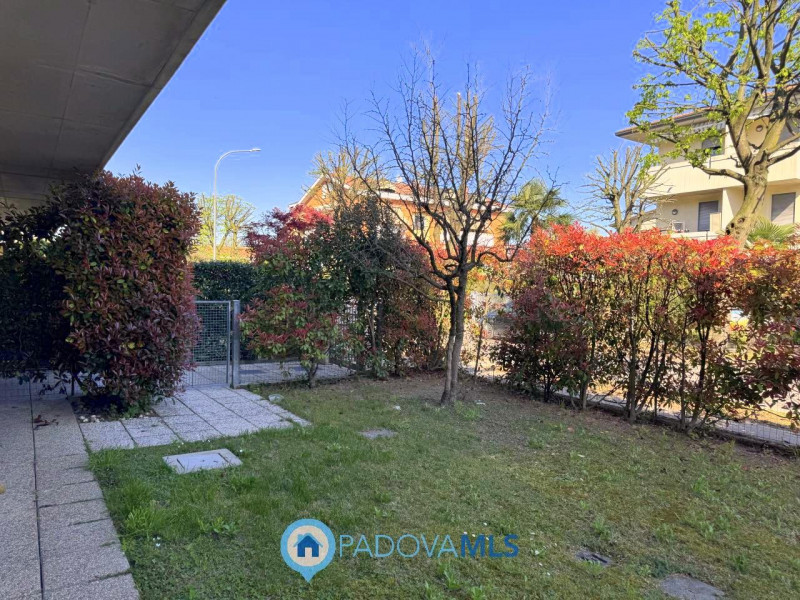 Immobile in esclusiva al Gruppo Padova MLS

Recente appartamento in ottime condizioni posta al pi...