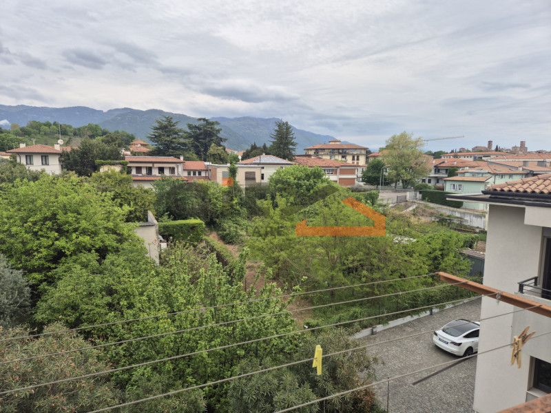 Bassano del Grappa a due passi dal centro - Proponiamo in locazione APPARTAMENTO BICAMERE disponi...