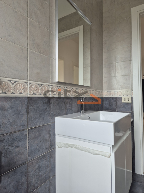 Bassano del Grappa a due passi dal centro - Proponiamo in locazione APPARTAMENTO BICAMERE disponi...