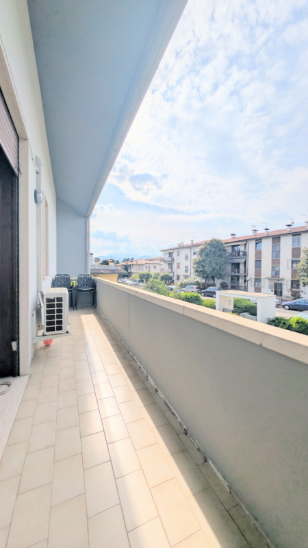 MARANO VICENTINO – bicamere ristrutturato con terrazzo abitabile. € 137.000

18.05.2026 OPEN HOUS...