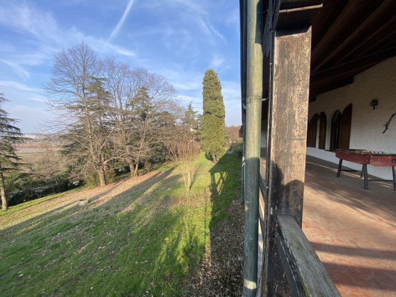 Villa unico piano - Piscina - Parco 5000 mq
Colline tra Vicenza e Arcugnano, villa singola dispos...