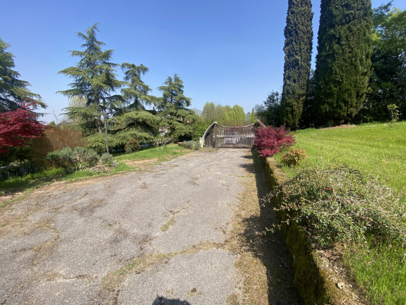 Villa unico piano - Piscina - Parco 5000 mq
Colline tra Vicenza e Arcugnano, villa singola dispos...