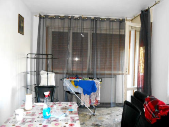 Rif. A.A.70-25

Vendita all'asta - appartamento al 3° piano con garage in data 27 maggio 2026

De...