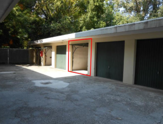 Rif. A.A.70-25

Vendita all'asta - appartamento al 3° piano con garage in data 27 maggio 2026

De...
