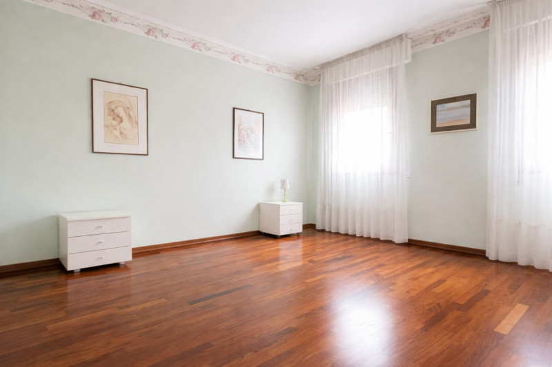 Abano Terme (PD):

Nel cuore di Abano Terme, proponiamo un affascinante appartamento trilocale si...