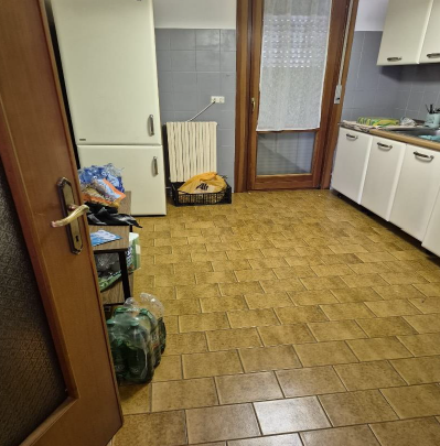 Rif. A.A.333-24

Vendita all'asta - appartamento al 1° piano con garage in data 27 maggio 2026

D...